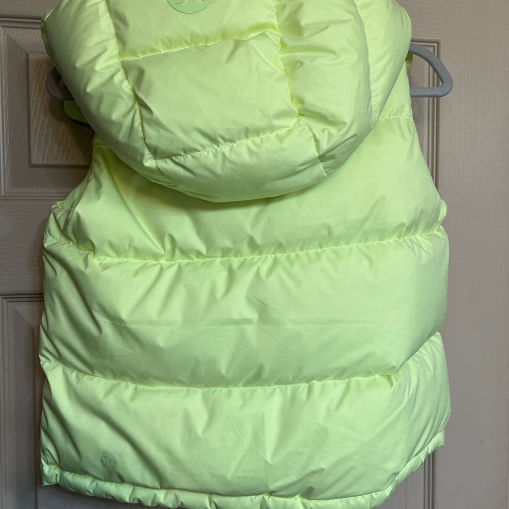 Lululemon Neon Yellow Puffer Vest 0 - Picture 3 of 10